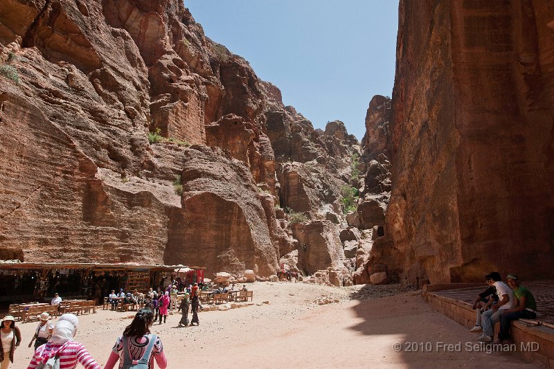 20100412_124906 D3.jpg - Petra, Jordan